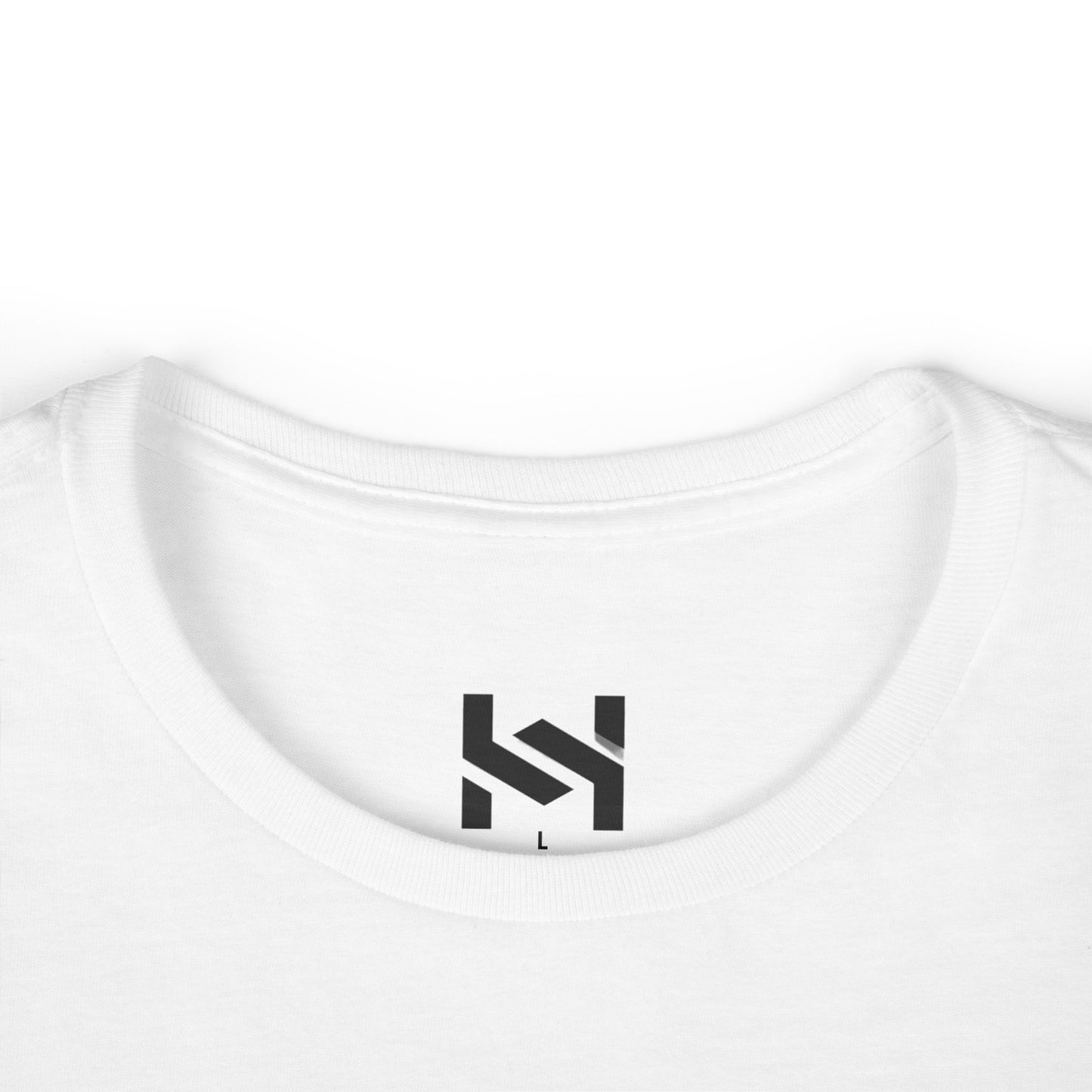 Women’s Exotic Bird Graphic T-Shirt – Softstyle Cotton Tee for Everyday Wear